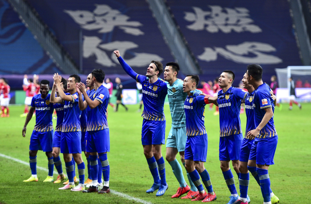 苏宁遭遇连败，球队面临困境