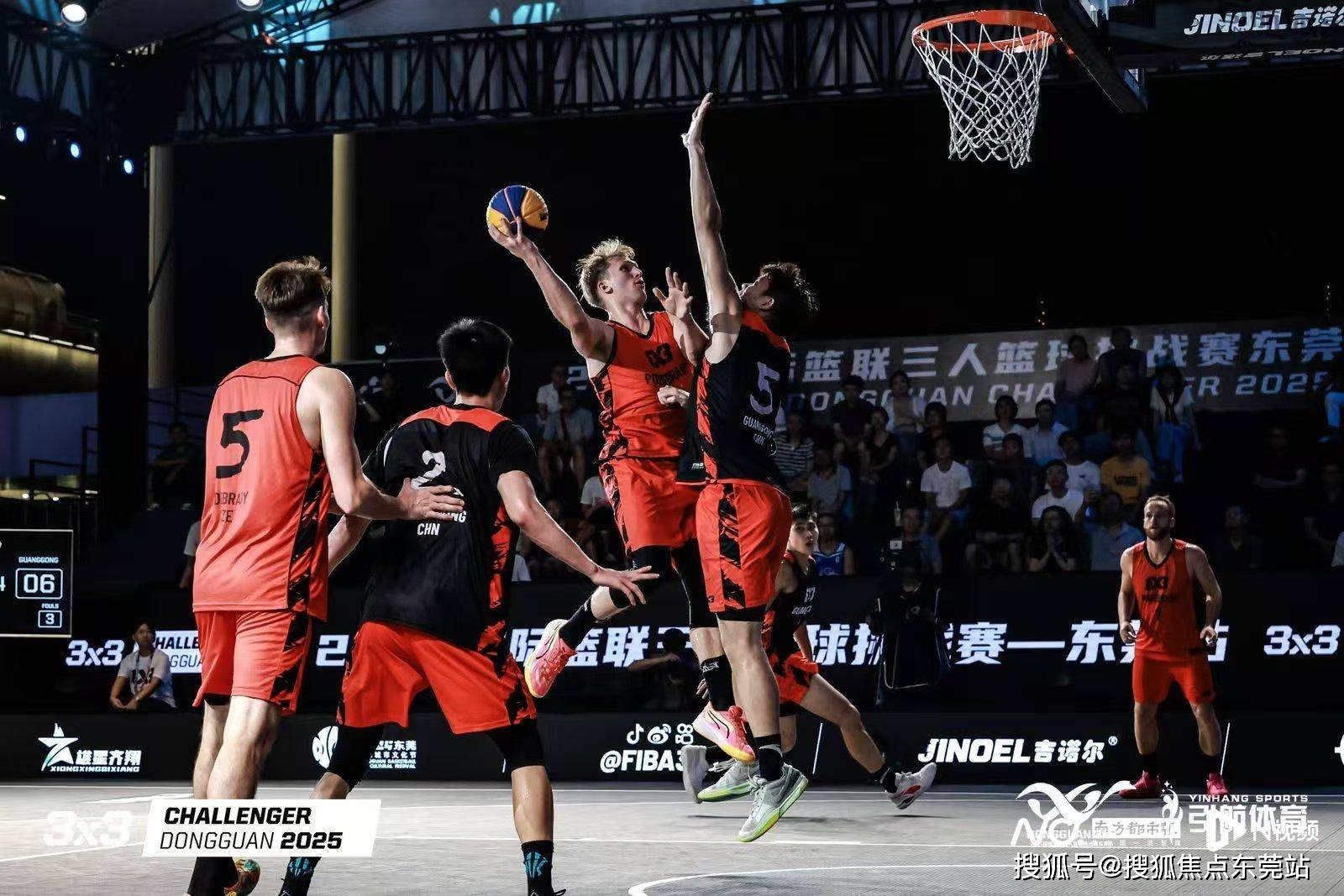 国内篮球赛事纷陈，各队实力难分伯仲！