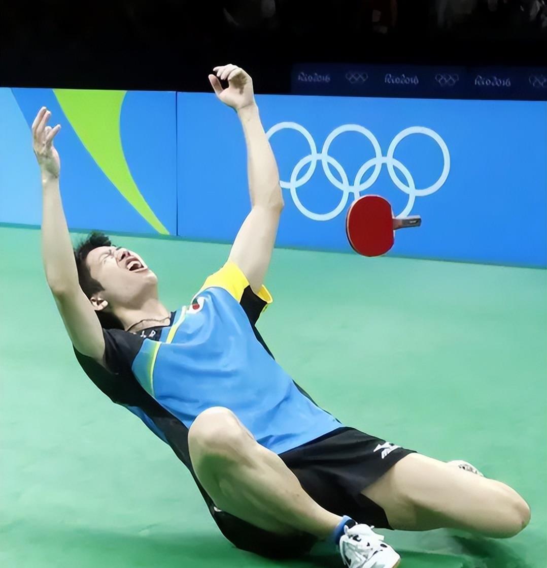 英格兰队绝杀韩国队，许昕点燃赛场