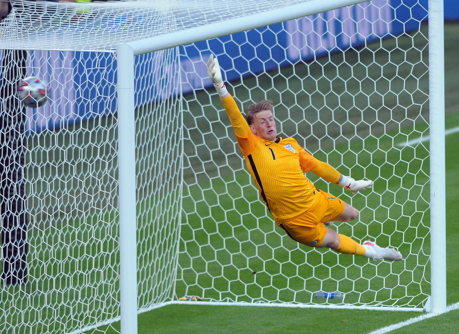 丹麦绝杀韩国,皮克关键制胜 丹麦绝杀韩国,皮克关键制胜