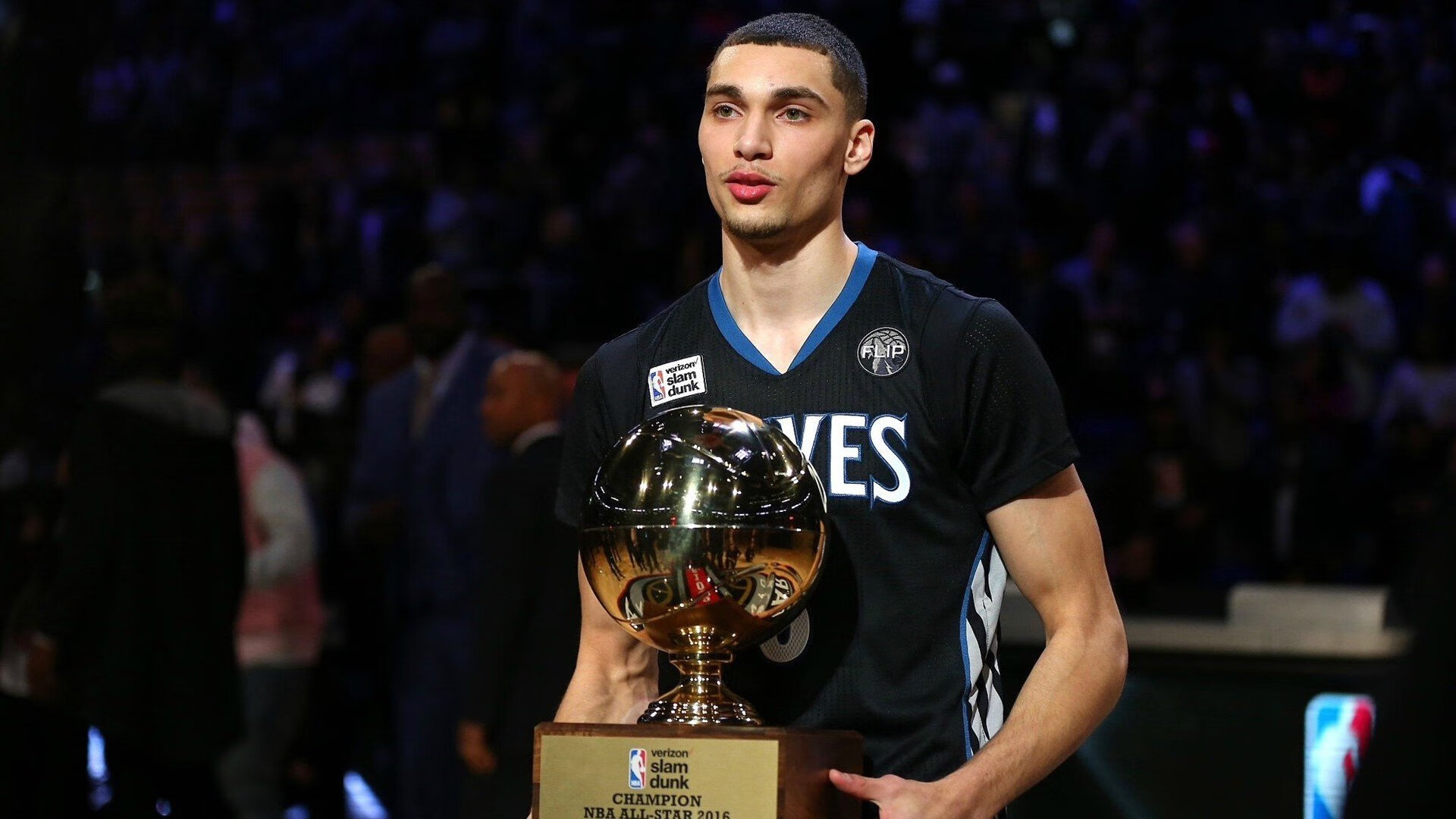 F1新赛季揭幕战之夜，黄喜灿成为胜负手